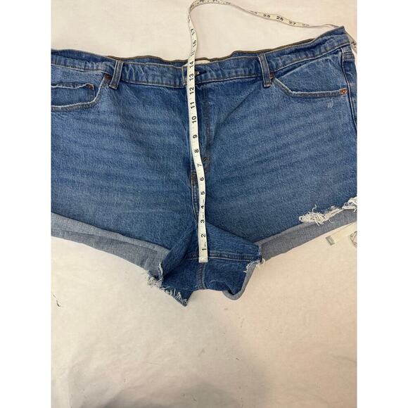 Abercrombie & Fitch Mom High Rise Cut-Off Jeans Shorts Denim Plus Size 36" Waist - Picture 4 of 8